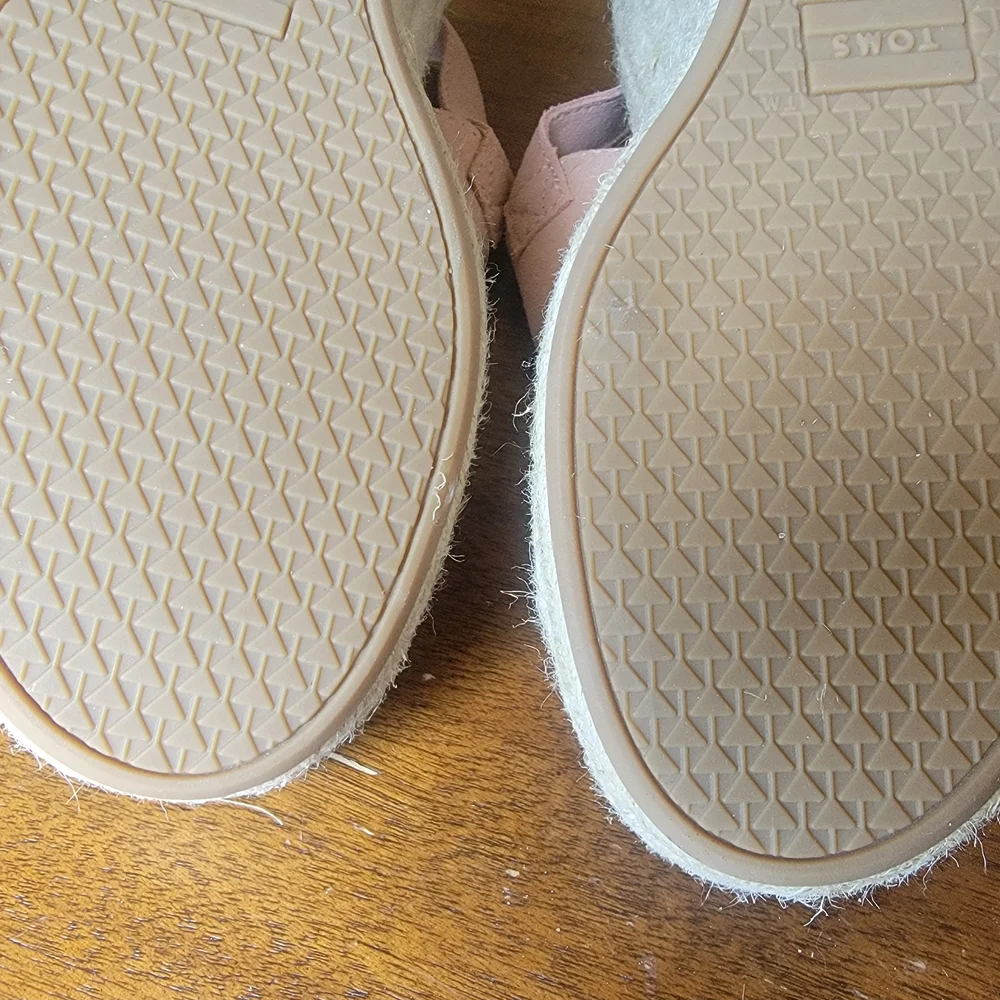 TOMS Women's Pink Wedge Sandals Size 9 - Picture 7 of 8